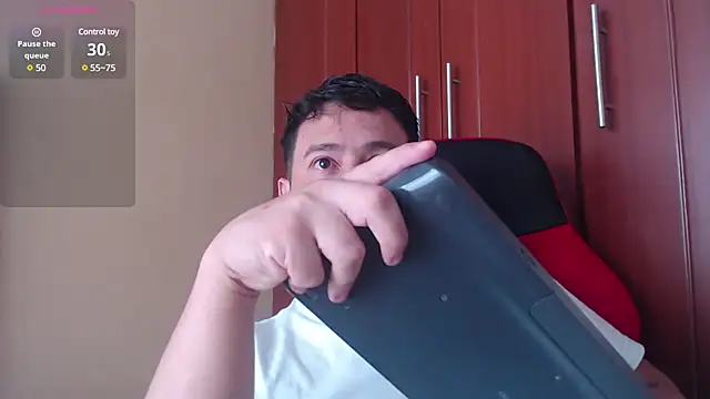 oliver price1 online show from 03/19/25, 08:32