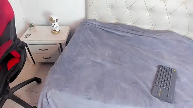 oliver price1 online show from 04/03/26, 01:53