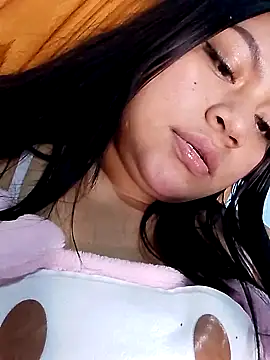 Candy chloee online show from 10/07/25, 01:36