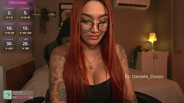 Snapshot of DaniDusan_ chatting on 02/02/25, 07:14 DaniDusan  online show from 02/02/25, 07:14