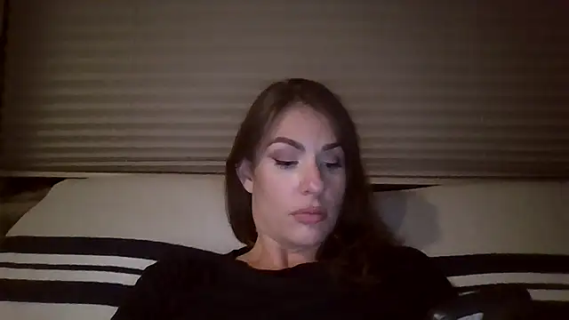 Snapshot of Milfywaysx chatting on 09/11/25, 03:28 Milfywaysx online show from 09/11/25, 03:28