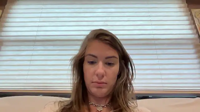 Snapshot of Milfywaysx chatting on 09/25/25, 08:23 Milfywaysx online show from 09/25/25, 08:23