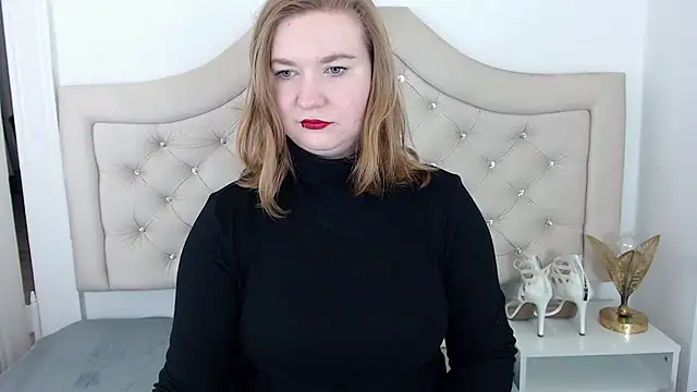 LaraDream online show from 01/02/25, 05:29