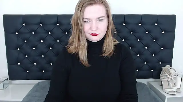 LaraDream online show from 03/05/25, 11:27