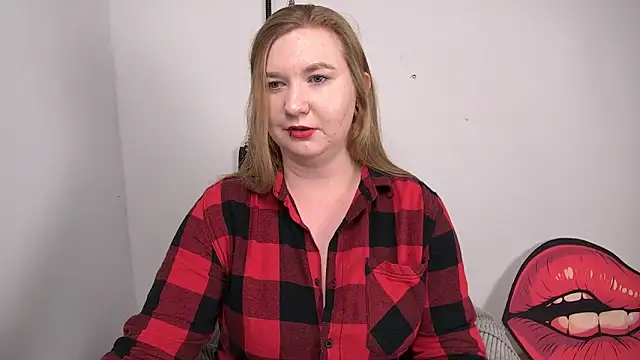 LaraDream online show from 10/09/25, 12:36