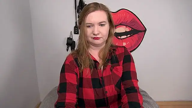 LaraDream online show from 11/04/25, 04:50