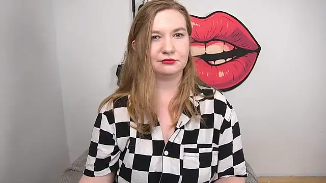 LaraDream online show from 11/07/25, 03:01