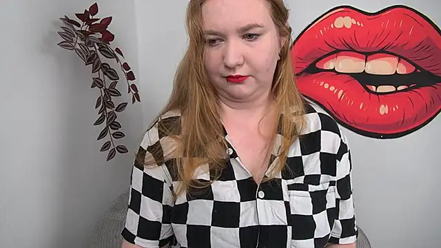 LaraDream online show from 02/23/26, 02:25