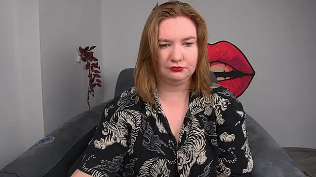 Snapshot of LaraDream chatting on 07/06/26, 02:47 LaraDream online show from 07/06/26, 02:47
