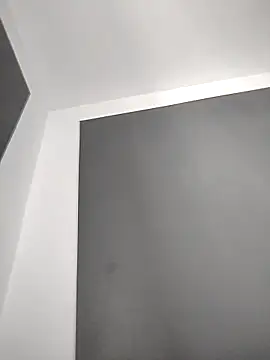 Snapshot of FinalArgument chatting on 09/24/25, 09:45 FinalArgument online show from 09/24/25, 09:45