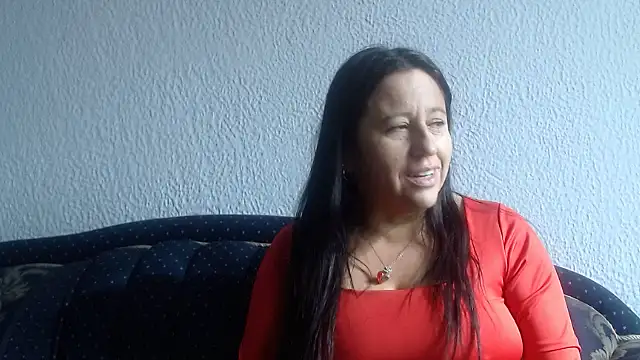 Snapshot of valeriapinter chatting on 04/08/26, 01:11 valeriapinter online show from 04/08/26, 01:11