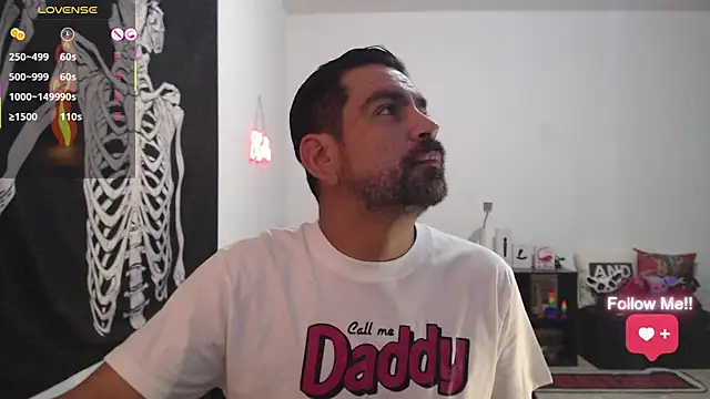 Snapshot of soyelcarlitos_ chatting on 04/03/26, 04:43 soyelcarlitos online show from 04/03/26, 04:43