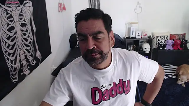 Snapshot of soyelcarlitos_ chatting on 04/07/26, 05:35 soyelcarlitos online show from 04/07/26, 05:35