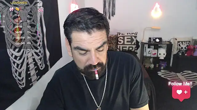 Snapshot of soyelcarlitos_ chatting on 04/28/26, 10:53 soyelcarlitos online show from 04/28/26, 10:53