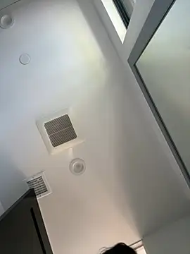 mismialove online show from 02/25/26, 10:08