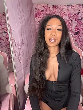 Snapshot of mismialove chatting on 03/12/26, 12:28 mismialove online show from 03/12/26, 12:28