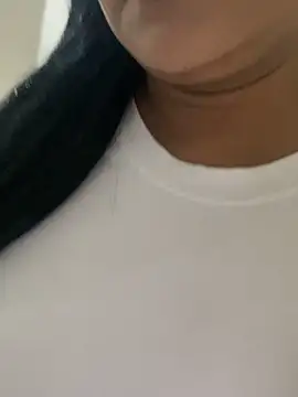 sofia xxx02 online show from 03/12/26, 12:00