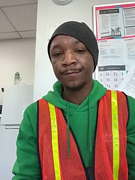 Snapshot of Letgeti chatting on 09/30/25, 04:12 Letgeti online show from 09/30/25, 04:12