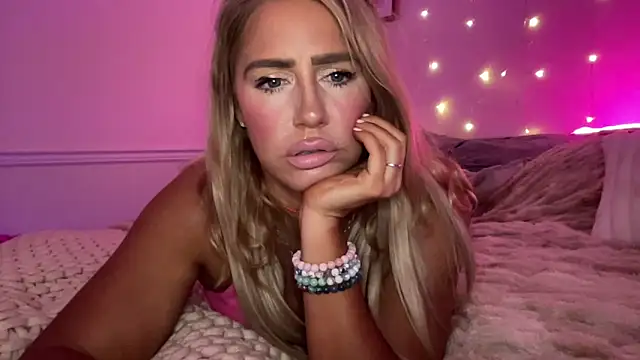 Fitnessbabe69 online show from 11/16/25, 08:42