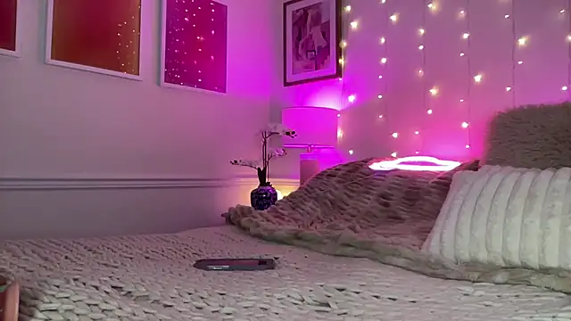 Fitnessbabe69 online show from 02/08/26, 07:45