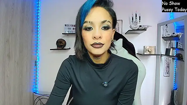 luci fer devil online show from 04/02/26, 02:15