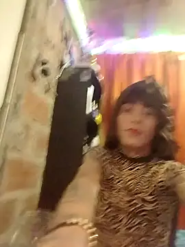 333kristal777 online show from 02/01/25, 09:21