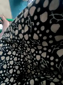 Snapshot of Kolkata___Boy chatting on 01/01/25, 12:11 Kolkata Boy online show from 01/01/25, 12:11