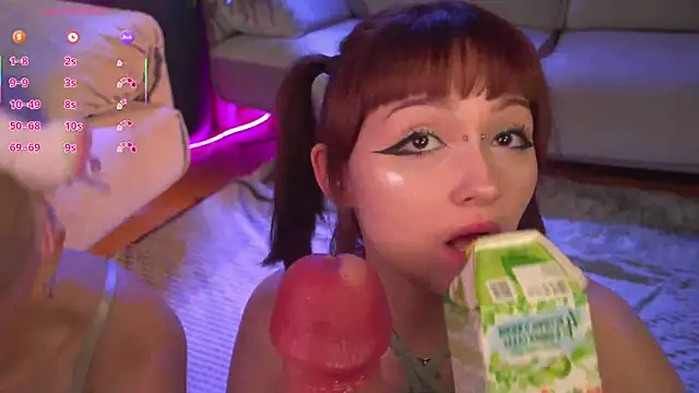 Snapshot of Wildneck chatting on 10/29/25, 06:31 Wildneck online show from 10/29/25, 06:31