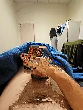 Snapshot of chococr2 chatting on 09/14/25, 10:09 chococr2 online show from 09/14/25, 10:09