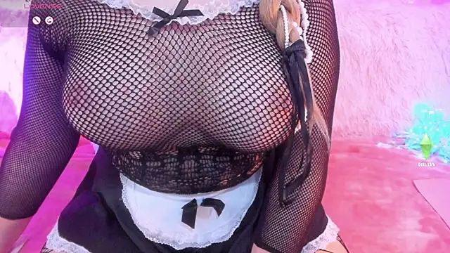 Snapshot of Blessed_Insomnia chatting on 10/17/25, 04:26 Blessed Insomnia online show from 10/17/25, 04:26